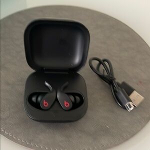 Beats Black Wireless Earbuds